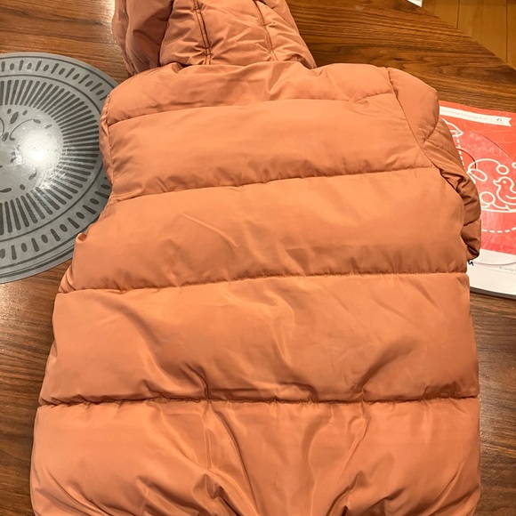 Peach Petit Bateau girl puffer - Picture 7 of 9